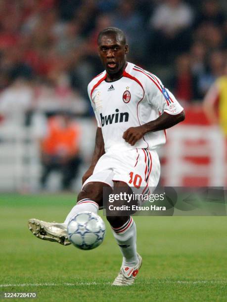 MAILLOT RÉTRO AC MILAN EXTÉRIEUR FINALE CHAMPIONS LEAGUE 2006-2007 + SEEDORF 10