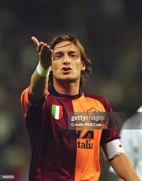 MAILLOT RÉTRO AS ROMA 2001/2002 + TOTTI 10 + PATCH CHAMPIONS INCLUSE