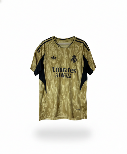 MAILLOT REAL MADRID ÉDITION SPÉCIALE 2025/26