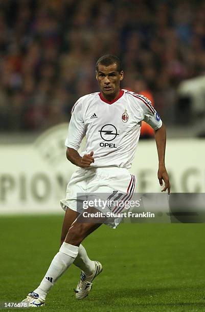 MAILLOT RÉTRO AC MILAN EXTÉRIEUR 2002-2003 + RIVALDO 11